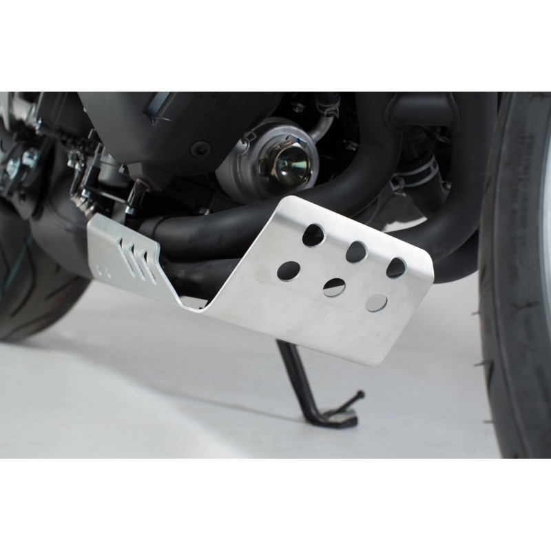 Kit Protezione Coperchi Motore POLISPORT Per Yamaha MT09/Tracer 900/FZ-09/XSR900 - Colore Nero, Con Inserti In Gomma